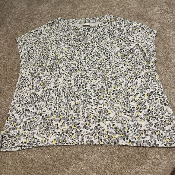 Chicos tank/ short sleeve - Picture 1 of 2